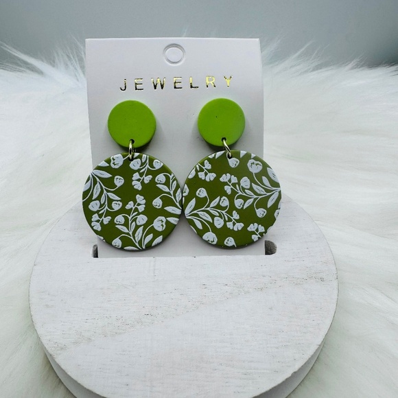 Green White Twig Pattern Acrylic Earrings - Picture 1 of 4
